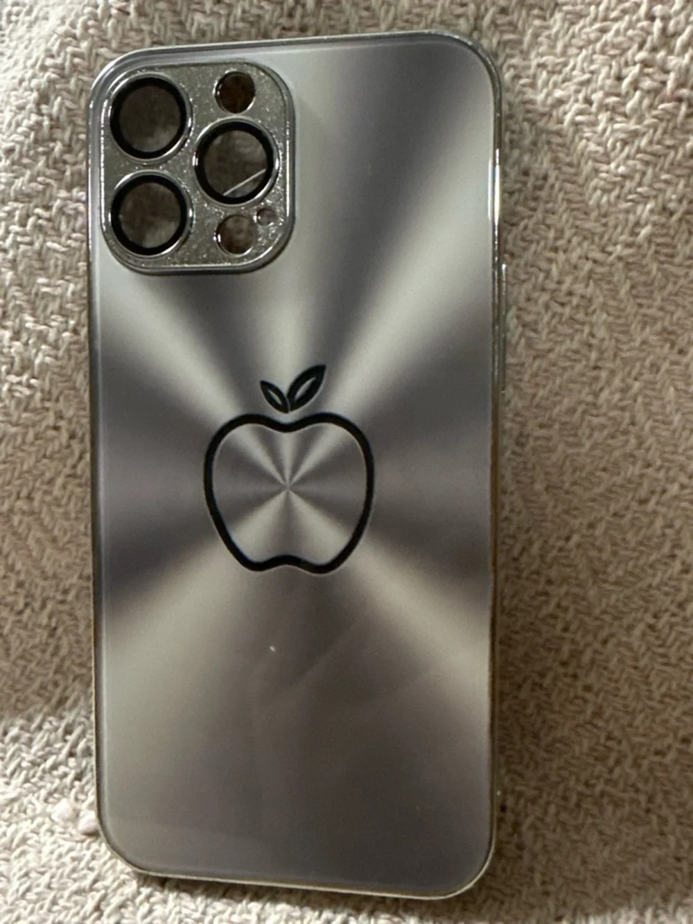 Apple Silver iPhone-Compatible Protective Case with Brushed plastic Finish